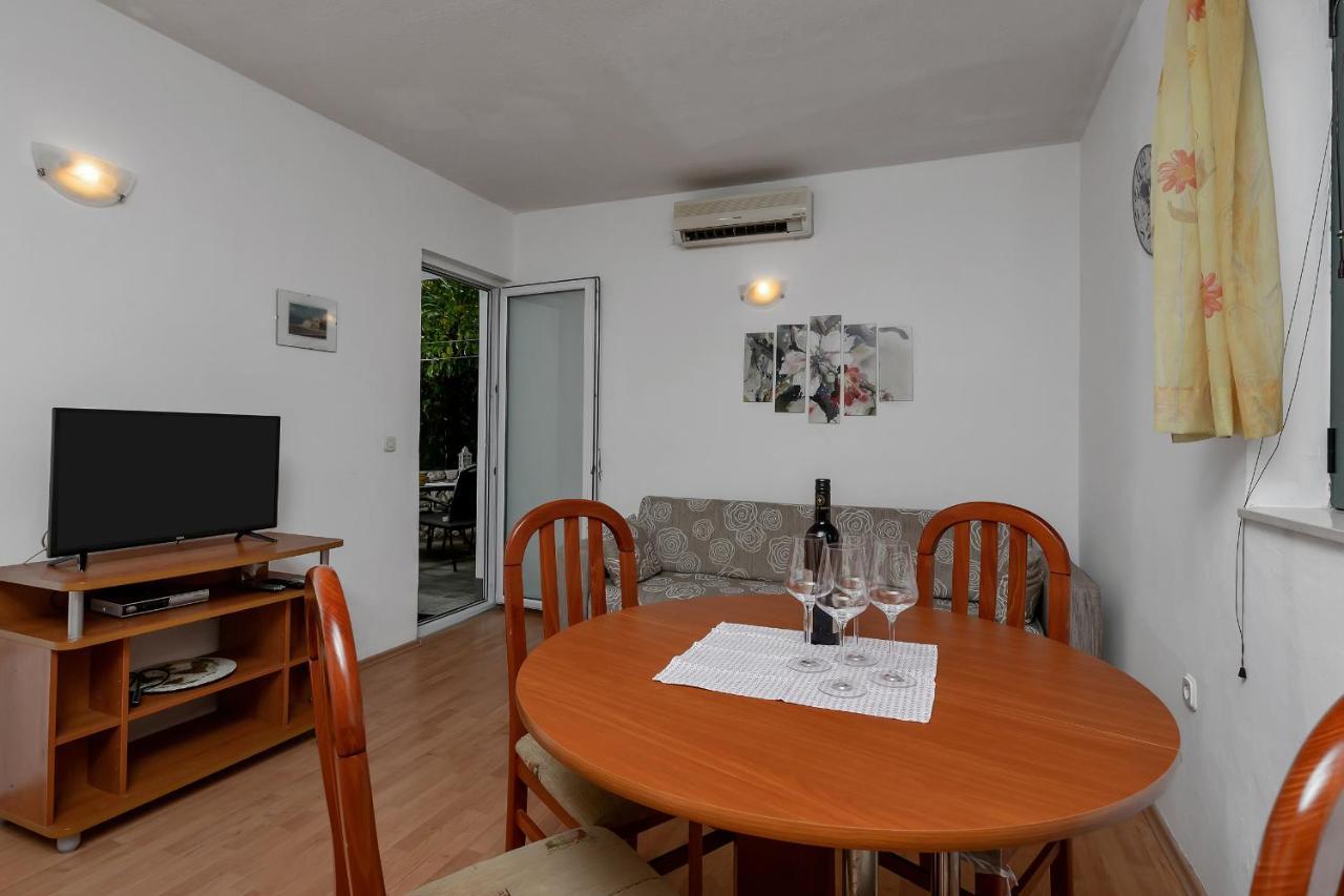 Apartmani Antonela Drašnice Exterior foto
